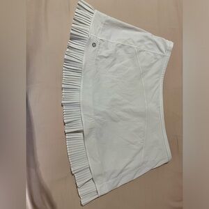 Lululemon white skirt size 10
